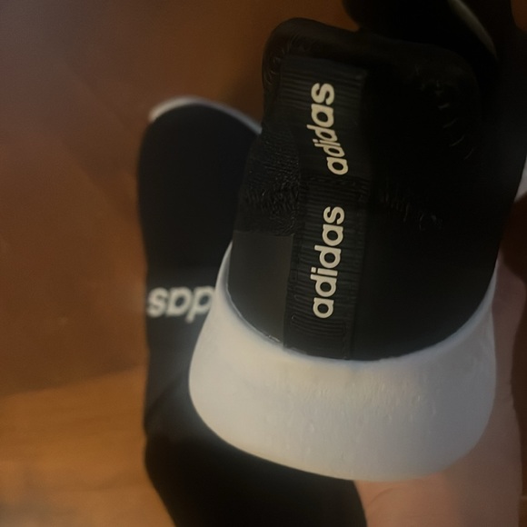 NWOT Adidas sneakers - Picture 5 of 5